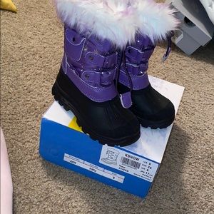 Toddler girls snow boots size 9C